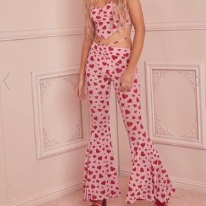 Love Surrounds Me set